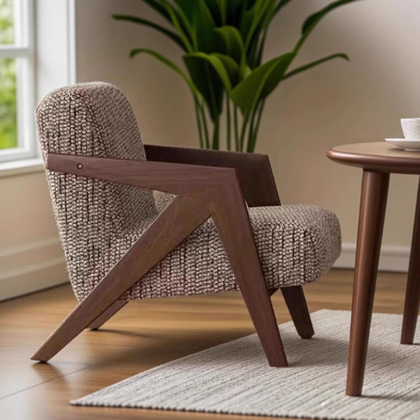 HUGO ARM CHAIR
