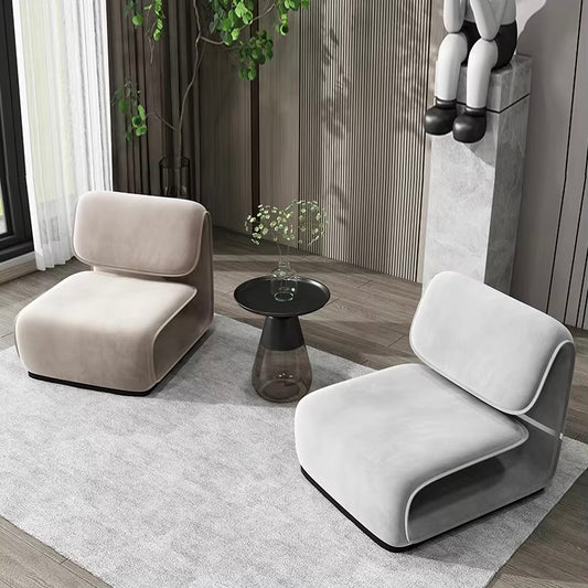 ROXIE ACCENT CHAIR