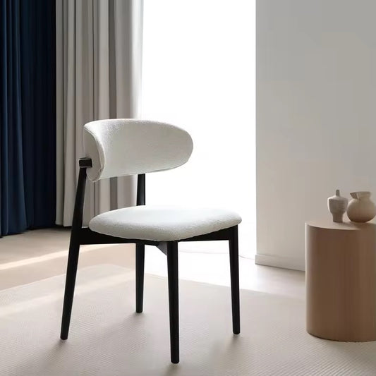 LIOR ARM CHAIR