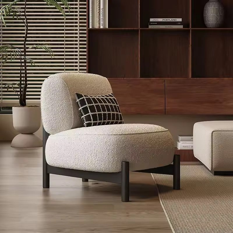 AMARA ACCENT CHAIR