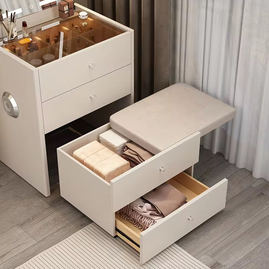 AMOURA VANITY